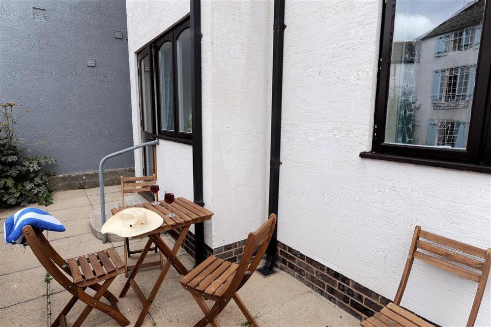Villa The Old Bakehouse Lyme Regis Exterior foto